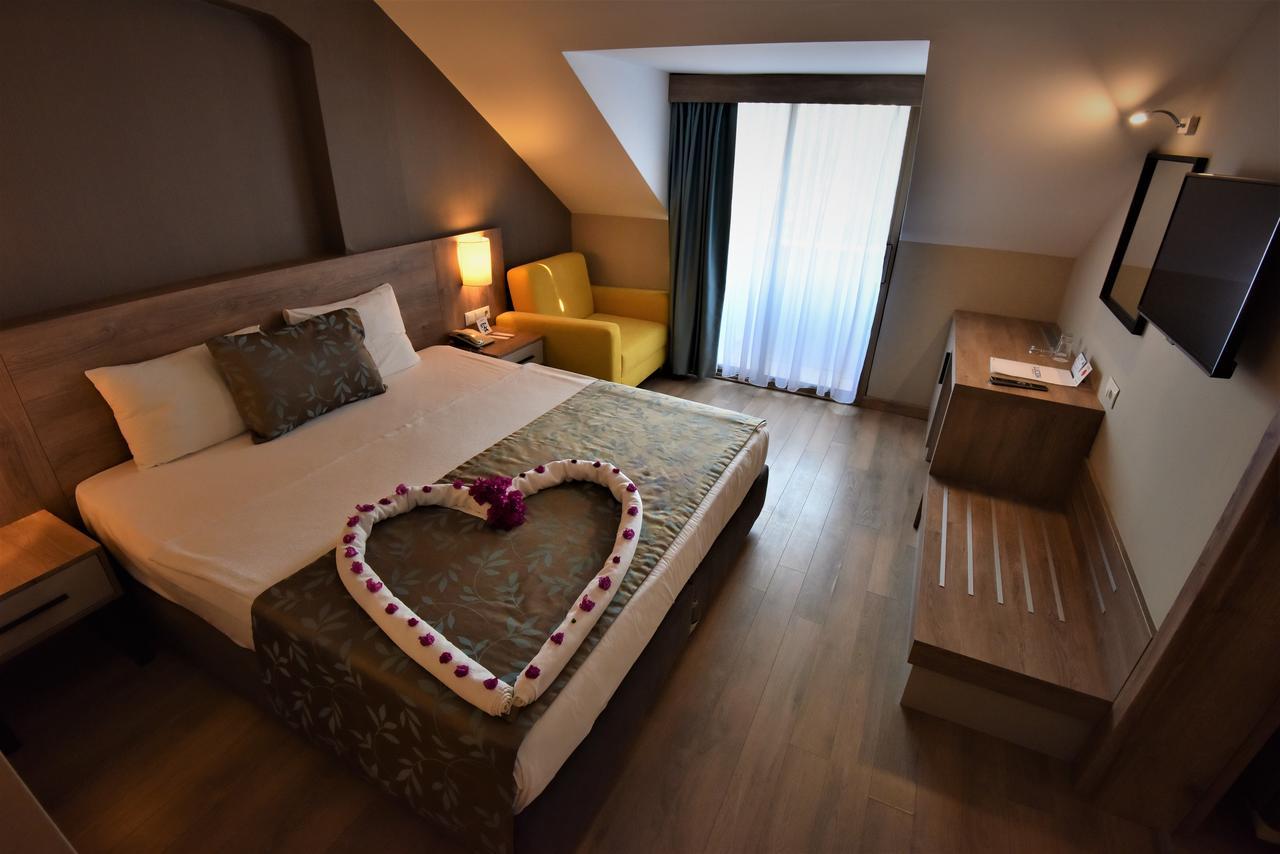 Lucida Beach Hotel Çamyuva Eksteriør bilde